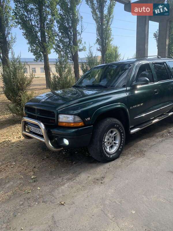 Позашляховик / Кросовер Dodge Durango 1998 в Миколаєві