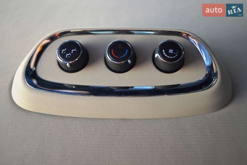 Внедорожник / Кроссовер Dodge Durango 2018 в Одессе фото 35 Внедорожник / Кроссовер Dodge Durango 2018 в Одессе