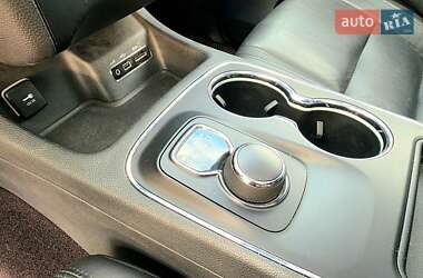 Позашляховик / Кросовер Dodge Durango 2016 в  фото 23 Позашляховик / Кросовер Dodge Durango 2016 в