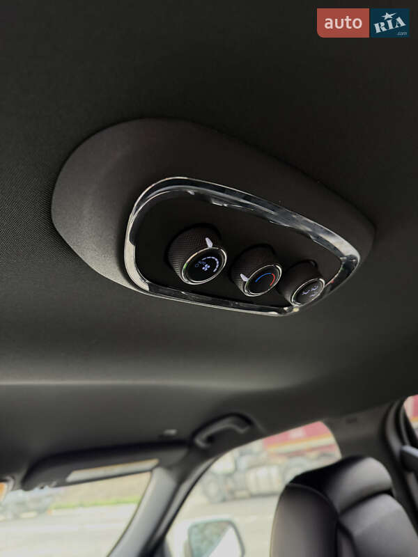 Внедорожник / Кроссовер Dodge Durango 2018 в Ромнах фото 36 Внедорожник / Кроссовер Dodge Durango 2018 в Ромнах