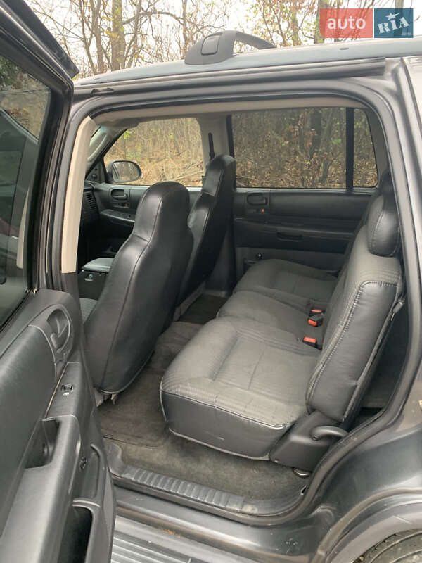 Внедорожник / Кроссовер Dodge Durango 2003 в Киеве