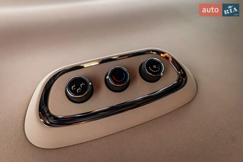 Внедорожник / Кроссовер Dodge Durango 2017 в Киеве фото 21 Внедорожник / Кроссовер Dodge Durango 2017 в Киеве