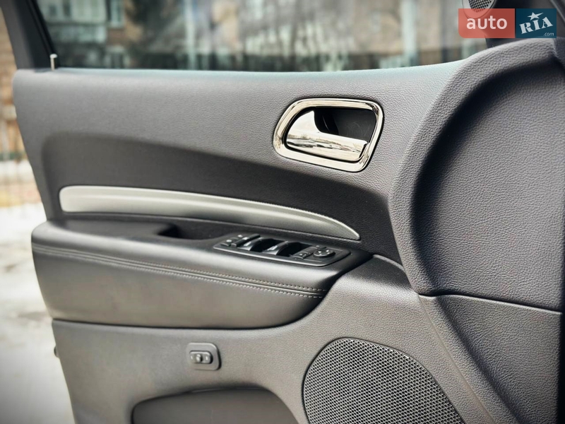 Внедорожник / Кроссовер Dodge Durango 2019 в Киеве