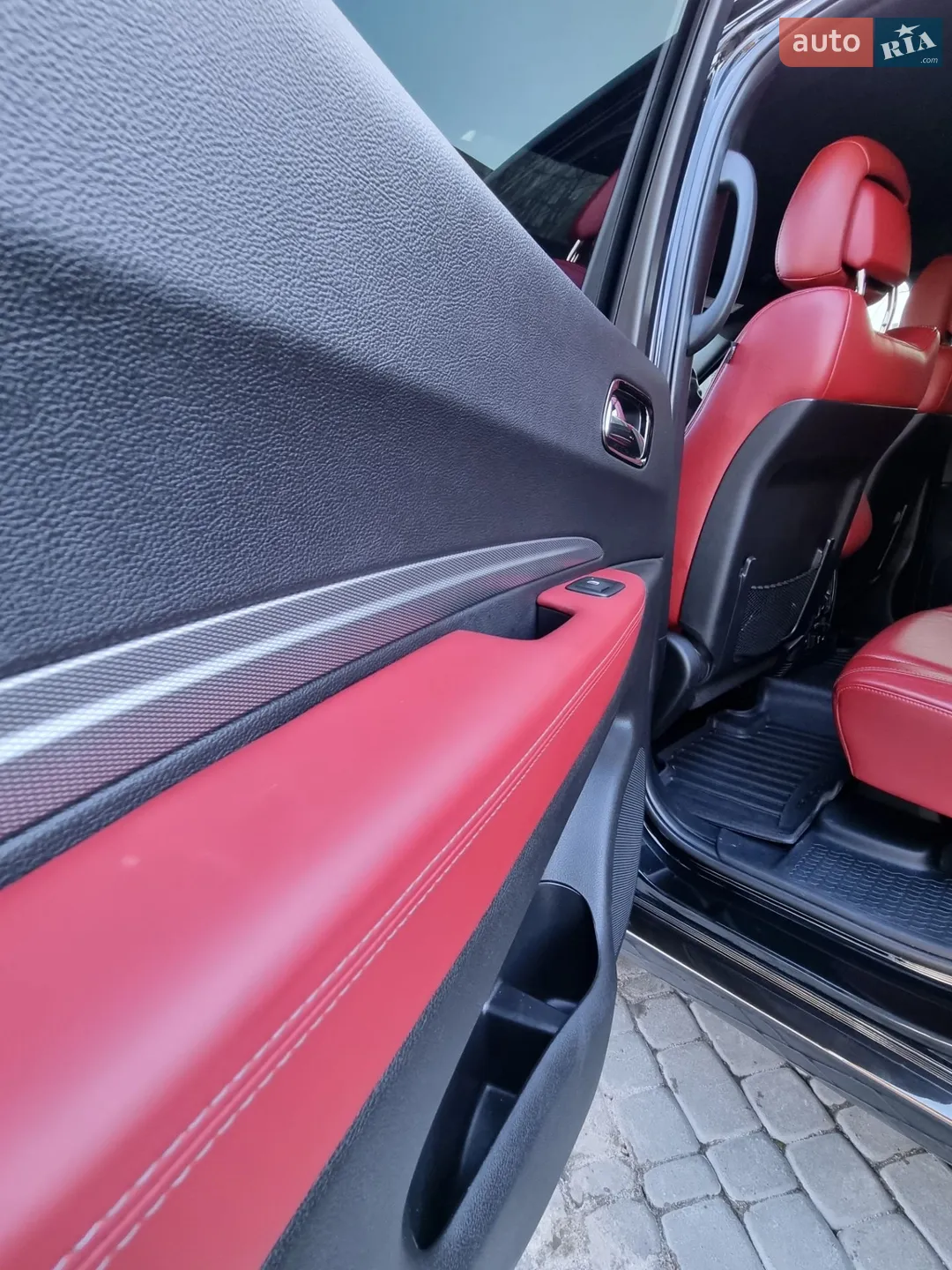 2019 Dodge Durango - мініатюра 17