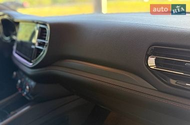 Внедорожник / Кроссовер Dodge Durango 2021 в Киеве