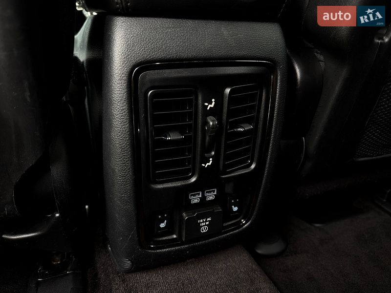 Позашляховик / Кросовер Dodge Durango 2018 в Києві