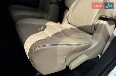 Позашляховик / Кросовер Dodge Durango 2018 в Чернівцях