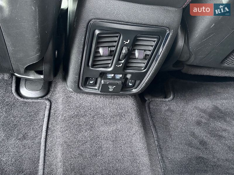 Внедорожник / Кроссовер Dodge Durango 2015 в Луцке