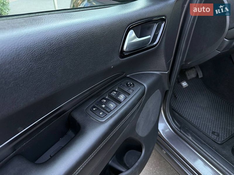 Внедорожник / Кроссовер Dodge Durango 2021 в Киеве