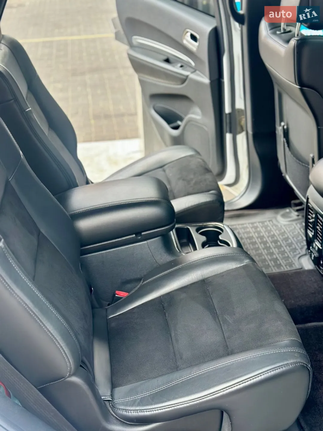 2018 Dodge Durango - мініатюра 16