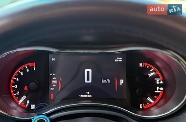 Позашляховик / Кросовер Dodge Durango 2014 в Володимирі