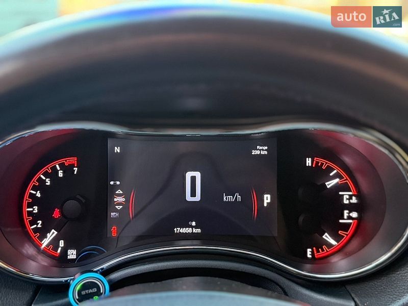 Позашляховик / Кросовер Dodge Durango 2014 в Володимирі