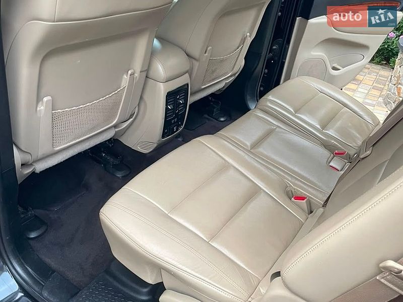 Внедорожник / Кроссовер Dodge Durango 2016 в Звягеле
