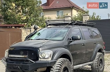 Внедорожник / Кроссовер Dodge Durango 2004 в Каменец-Подольском