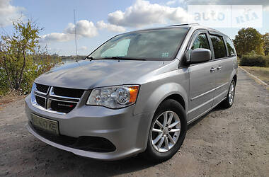 Минивэн Dodge Grand Caravan 2016 в Днепре