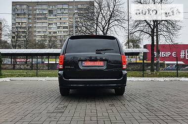 Мінівен Dodge Grand Caravan 2017 в Києві