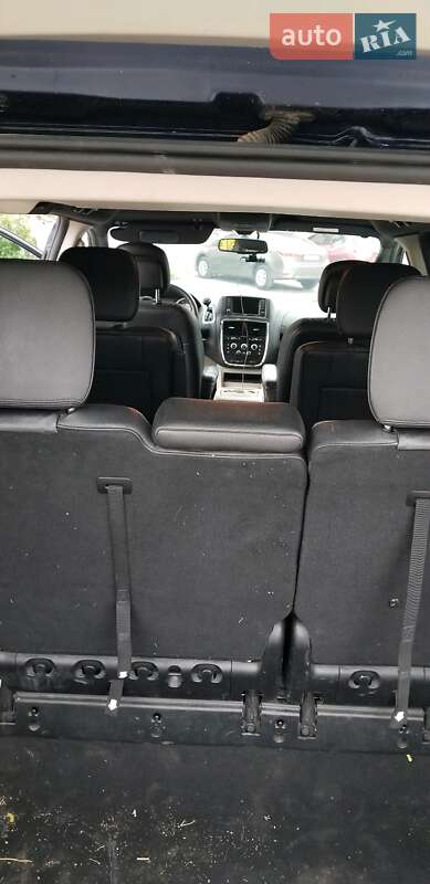 Минивэн Dodge Grand Caravan 2017 в Львове