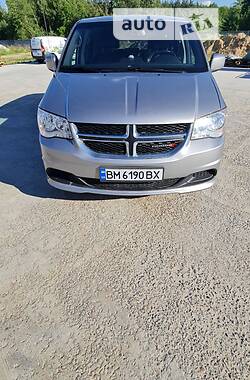 Минивэн Dodge Grand Caravan 2016 в Киеве