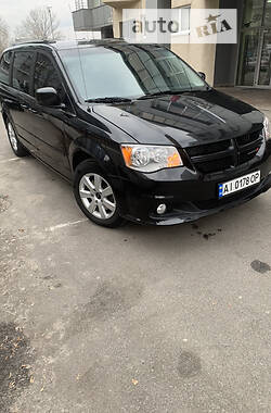 Минивэн Dodge Grand Caravan 2017 в Киеве