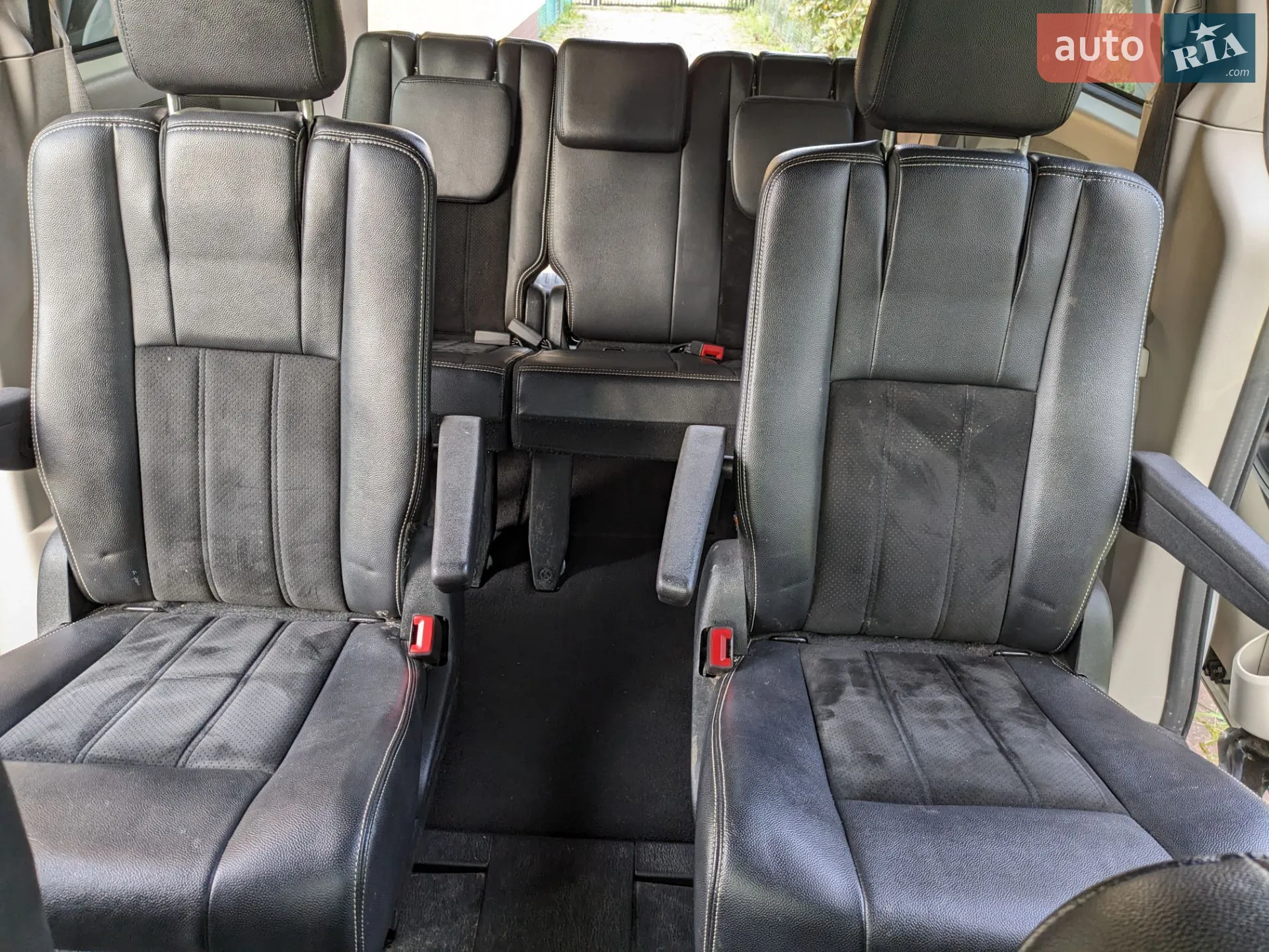 2017 Dodge Caravan - мініатюра 20