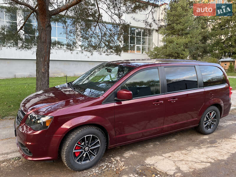 Минивэн Dodge Grand Caravan 2018 в Дрогобыче