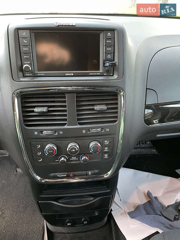 Минивэн Dodge Grand Caravan 2018 в Дрогобыче
