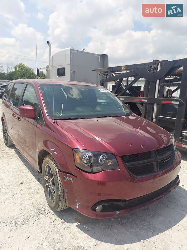 Минивэн Dodge Grand Caravan 2018 в Дрогобыче