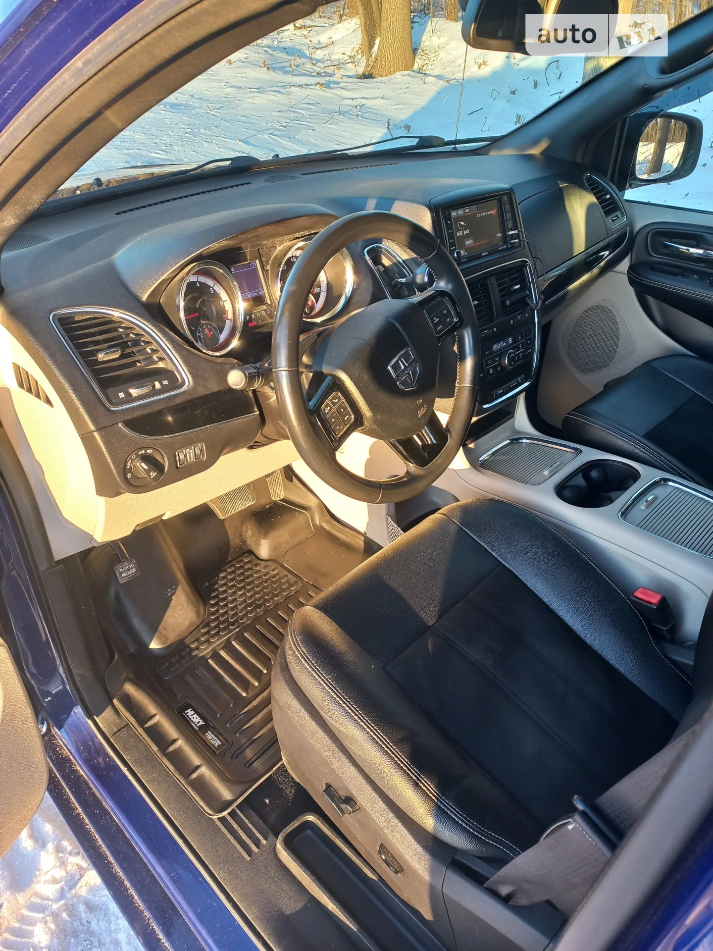 2019 Dodge Caravan - мініатюра 28