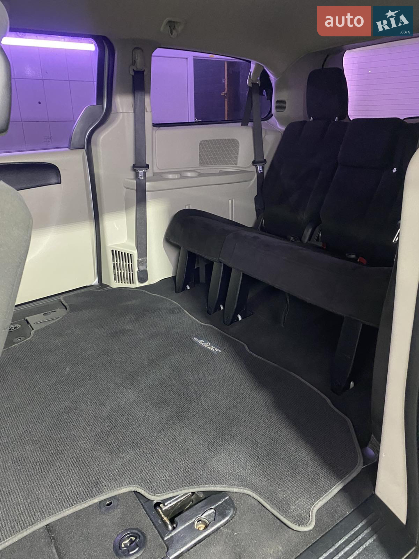 2014 Dodge Caravan - мініатюра 9