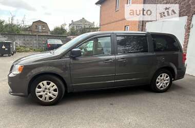 Минивэн Dodge Grand Caravan 2015 в Киеве