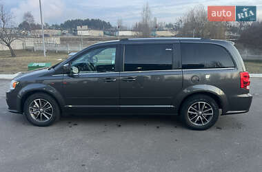 Минивэн Dodge Grand Caravan 2017 в Ровно