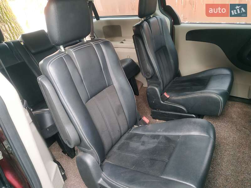Мінівен Dodge Grand Caravan 2017 в Боярці