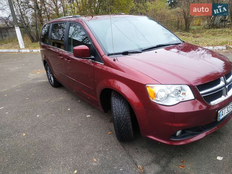 Мінівен Dodge Grand Caravan 2017 в Боярці