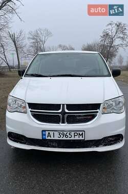 Мінівен Dodge Grand Caravan 2014 в Києві