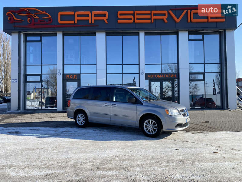 Мінівен Dodge Grand Caravan 2015 в Києві