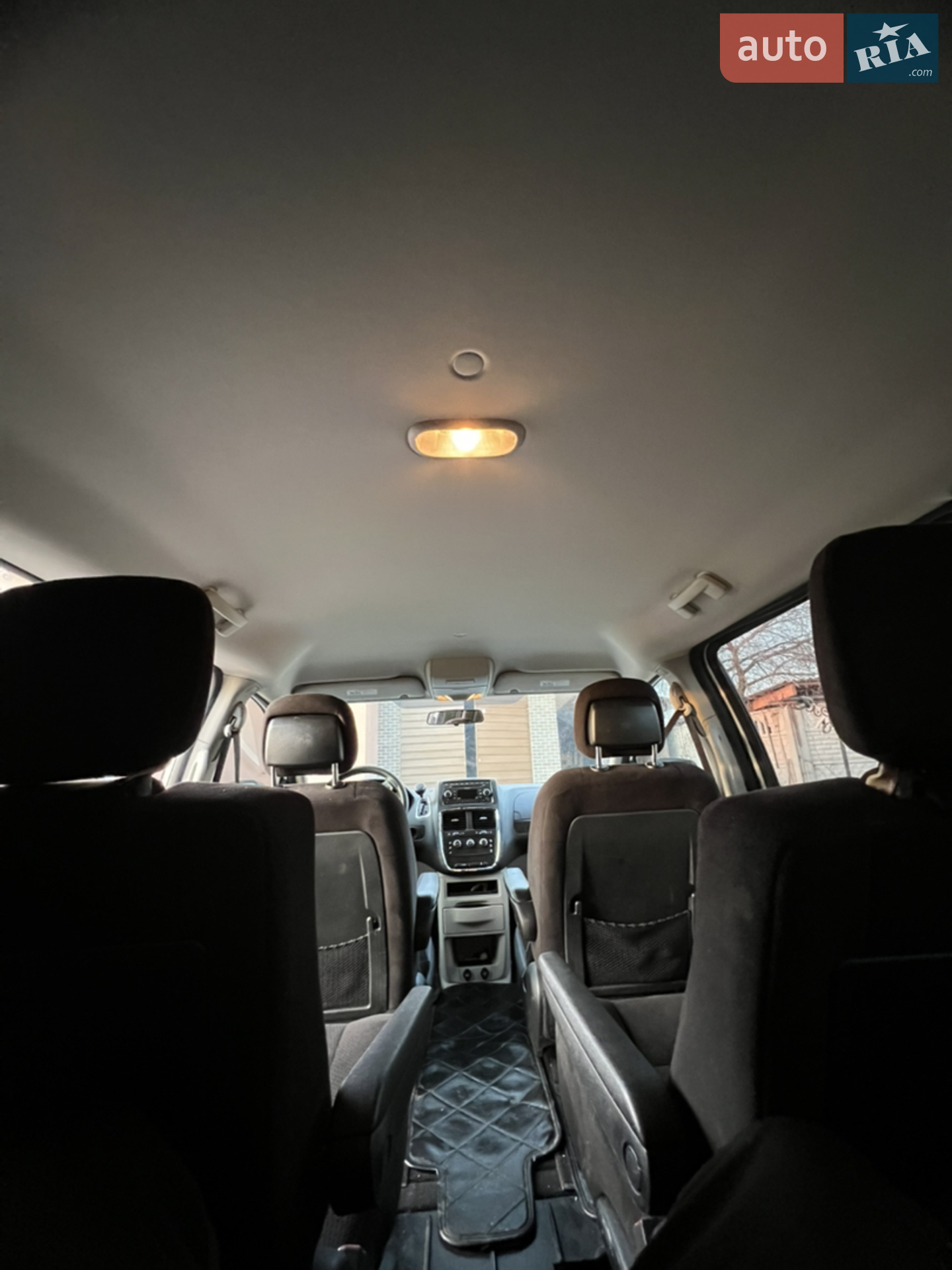 2014 Dodge Caravan - мініатюра 14