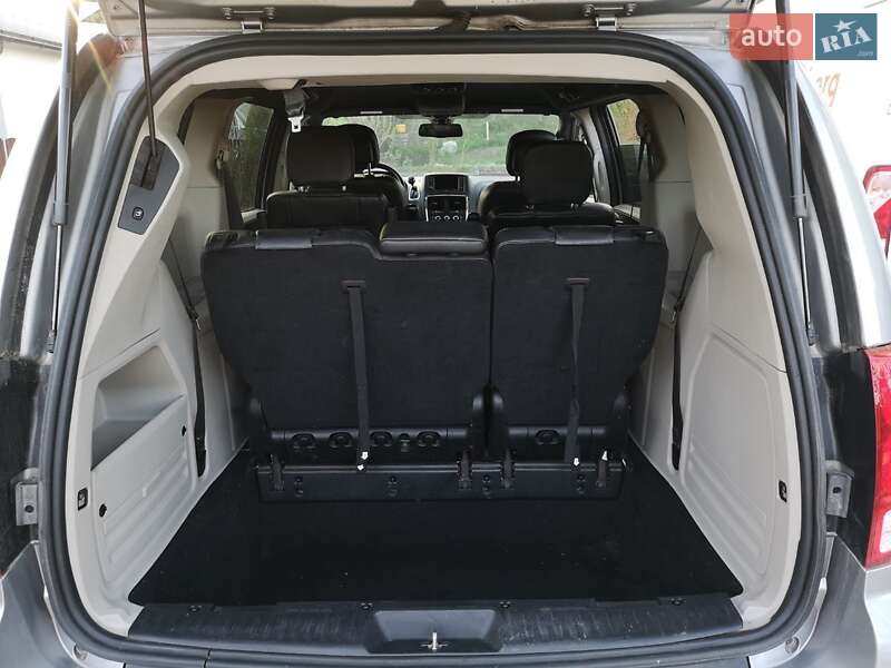 Минивэн Dodge Grand Caravan 2020 в Львове фото 19 Минивэн Dodge Grand Caravan 2020 в Львове