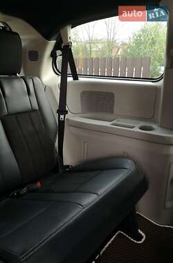 Минивэн Dodge Grand Caravan 2020 в 