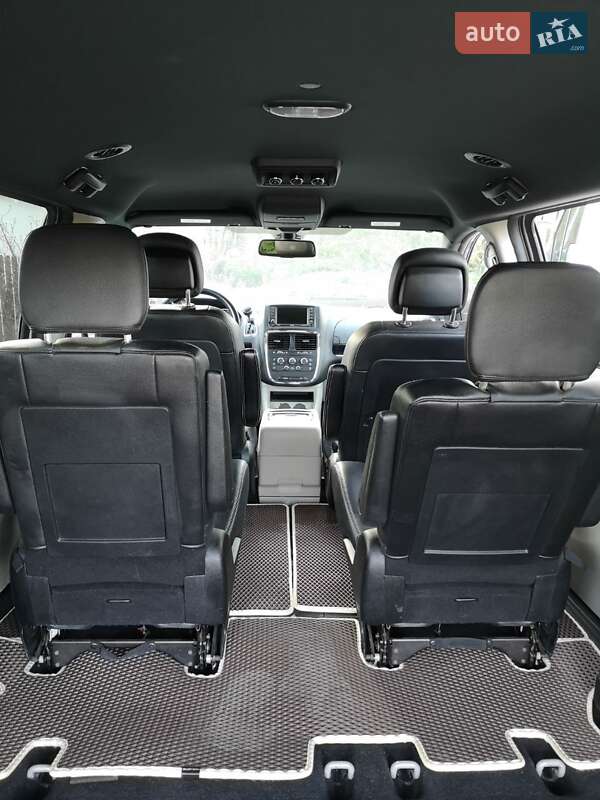 Минивэн Dodge Grand Caravan 2020 в Львове фото 29 Минивэн Dodge Grand Caravan 2020 в Львове