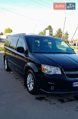 Минивэн Dodge Grand Caravan 2016 в Житомире