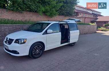Мінівен Dodge Grand Caravan 2017 в 