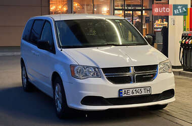 Минивэн Dodge Grand Caravan 2017 в 
