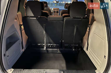 Минивэн Dodge Grand Caravan 2017 в 