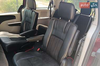 Минивэн Dodge Grand Caravan 2016 в 
