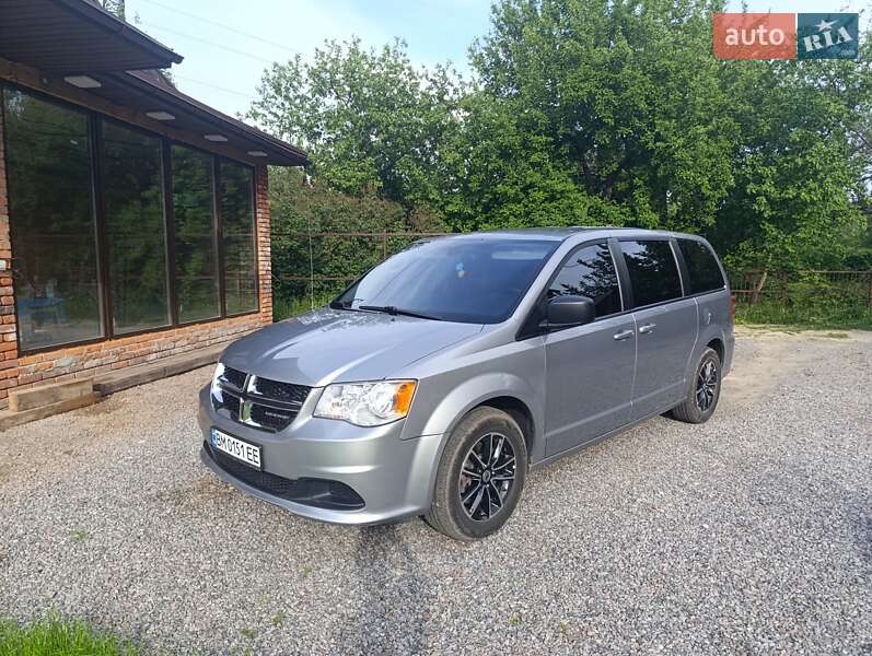 Минивэн Dodge Grand Caravan 2018 в Сумах