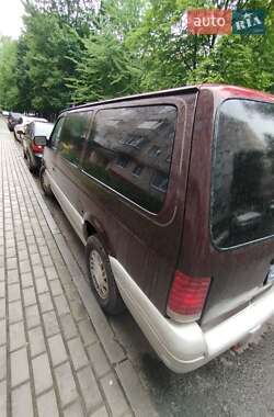 Минивэн Dodge Grand Caravan 1994 в 
