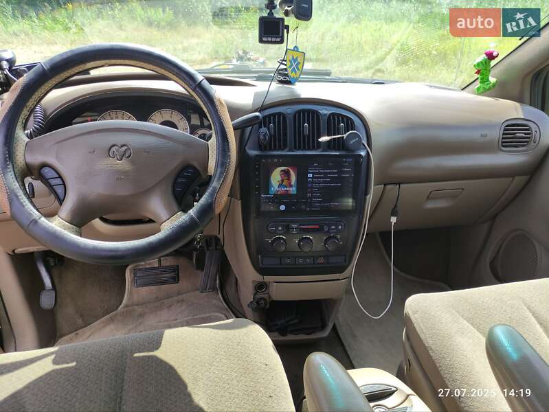 Минивэн Dodge Grand Caravan 2003 в Барвенкове