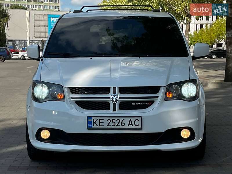 Минивэн Dodge Grand Caravan 2017 в Днепре