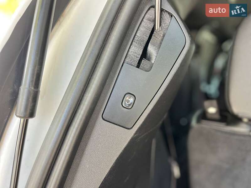 Минивэн Dodge Grand Caravan 2017 в Днепре