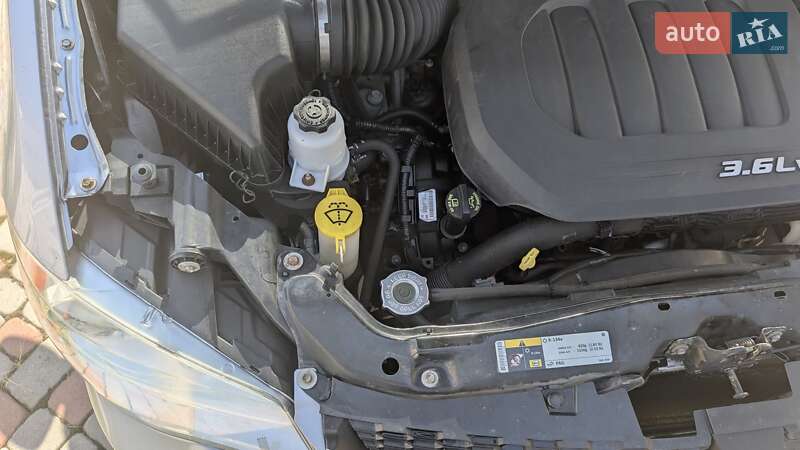 Минивэн Dodge Grand Caravan 2016 в Хмельницком фото 6 Минивэн Dodge Grand Caravan 2016 в Хмельницком